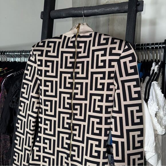Balmain Ivory & Noir Monogram Shoulder Pad Knit Mini Dress - Picture 11 of 17